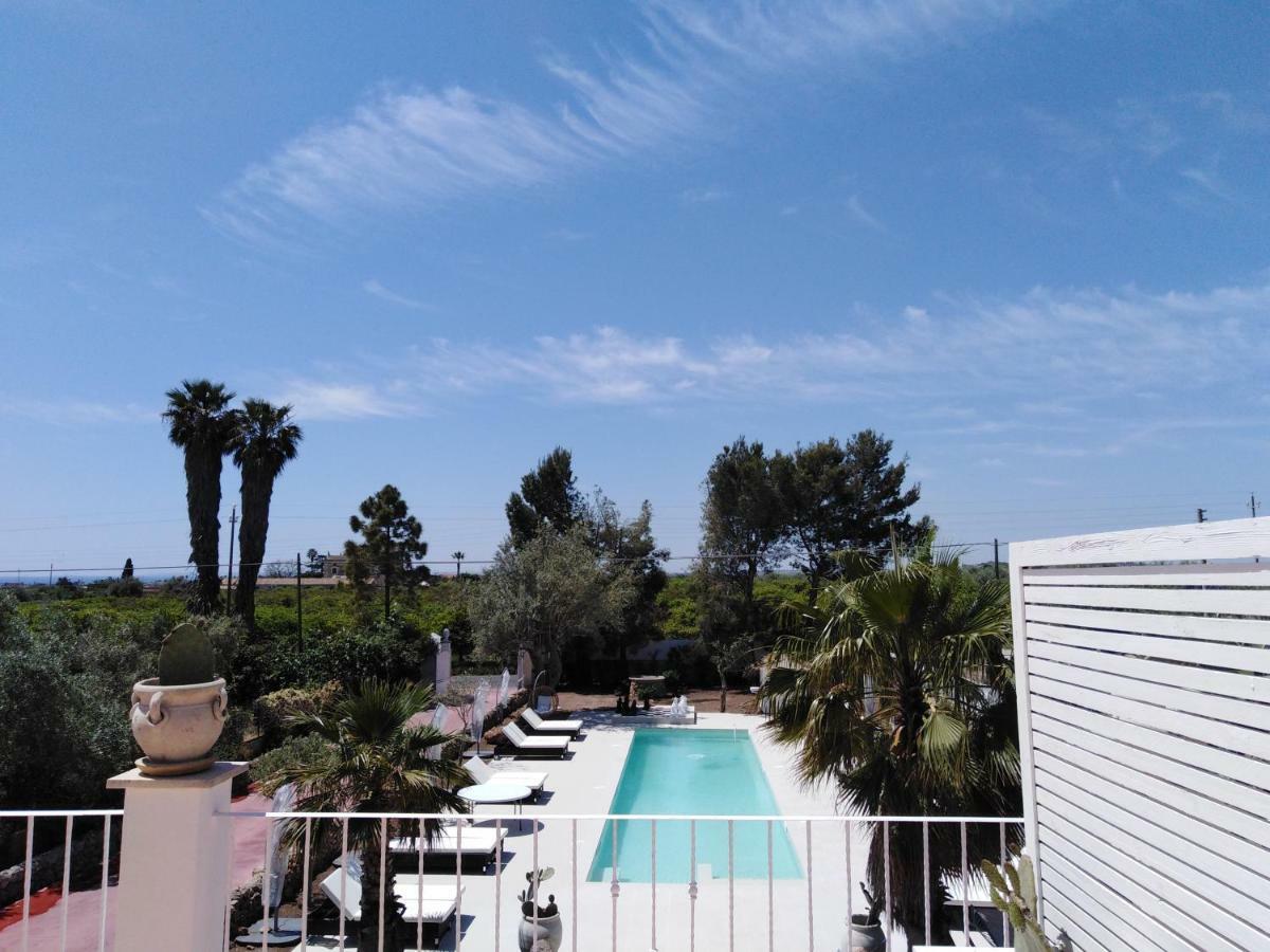 Hotel Residence Noto Marina Екстериор снимка