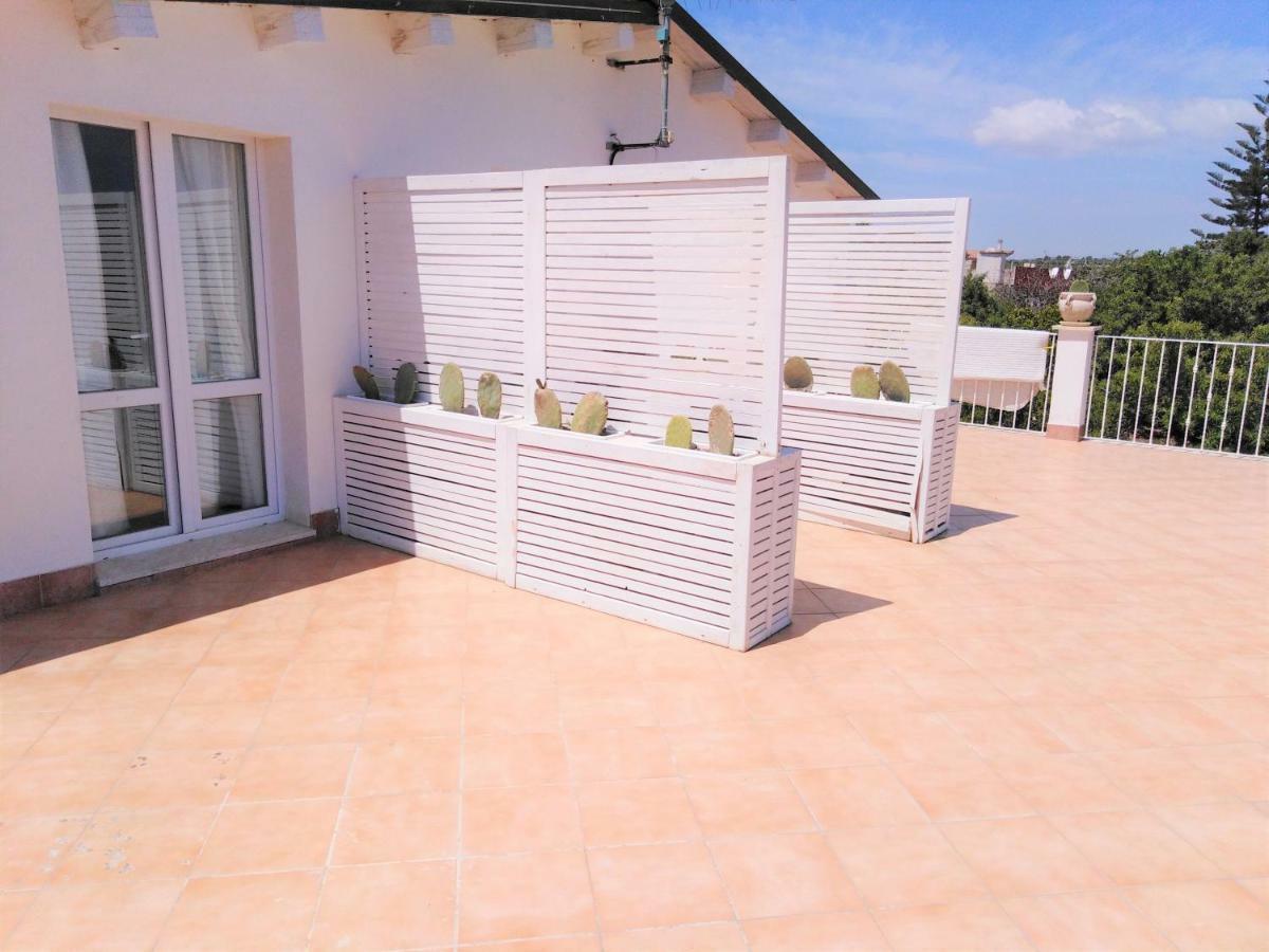 Hotel Residence Noto Marina Екстериор снимка